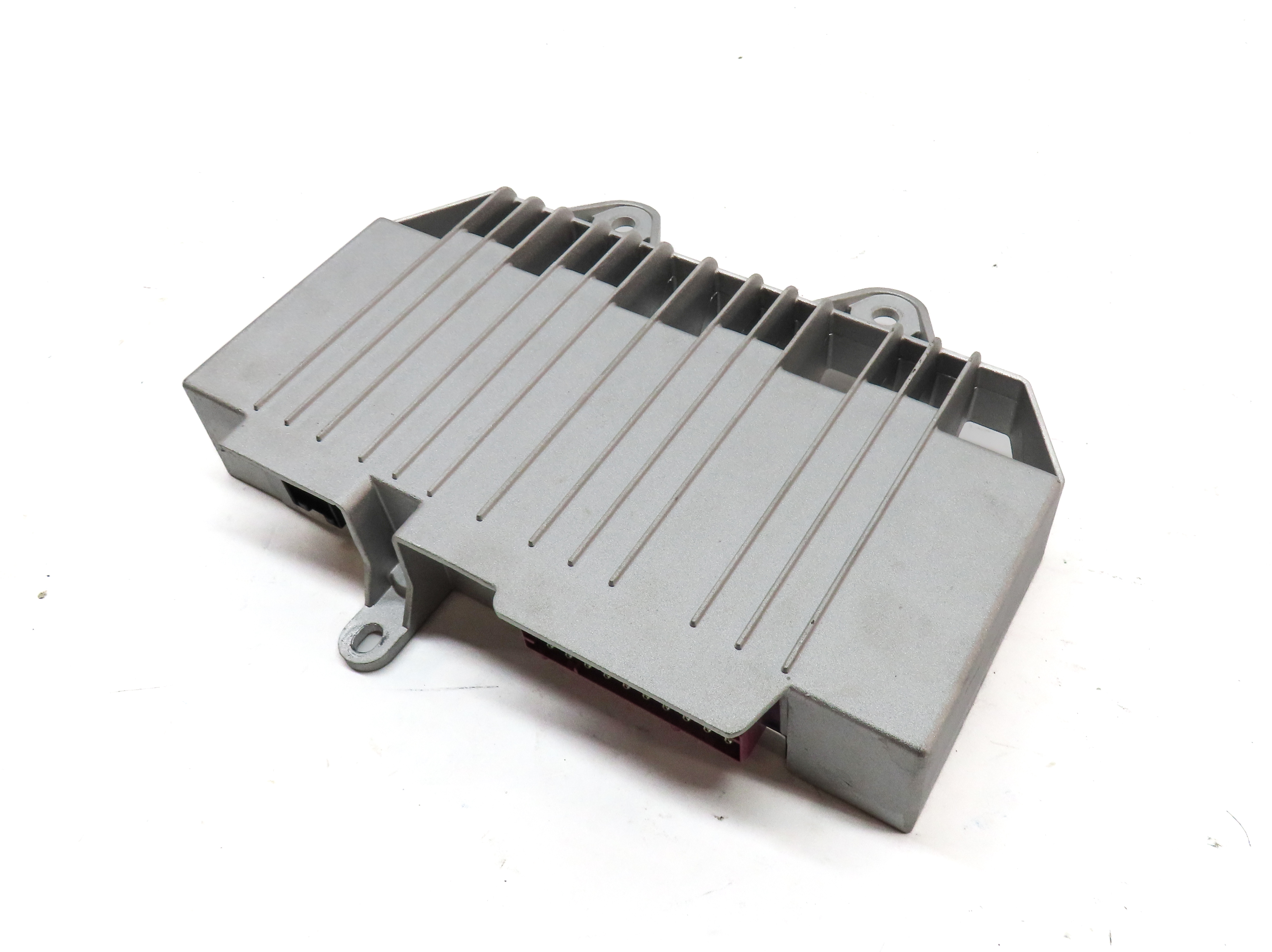 2016 PORSCHE MACAN (95B) RADIO STEREO AUDIO AMP AMPLIFIER — exact item pictured